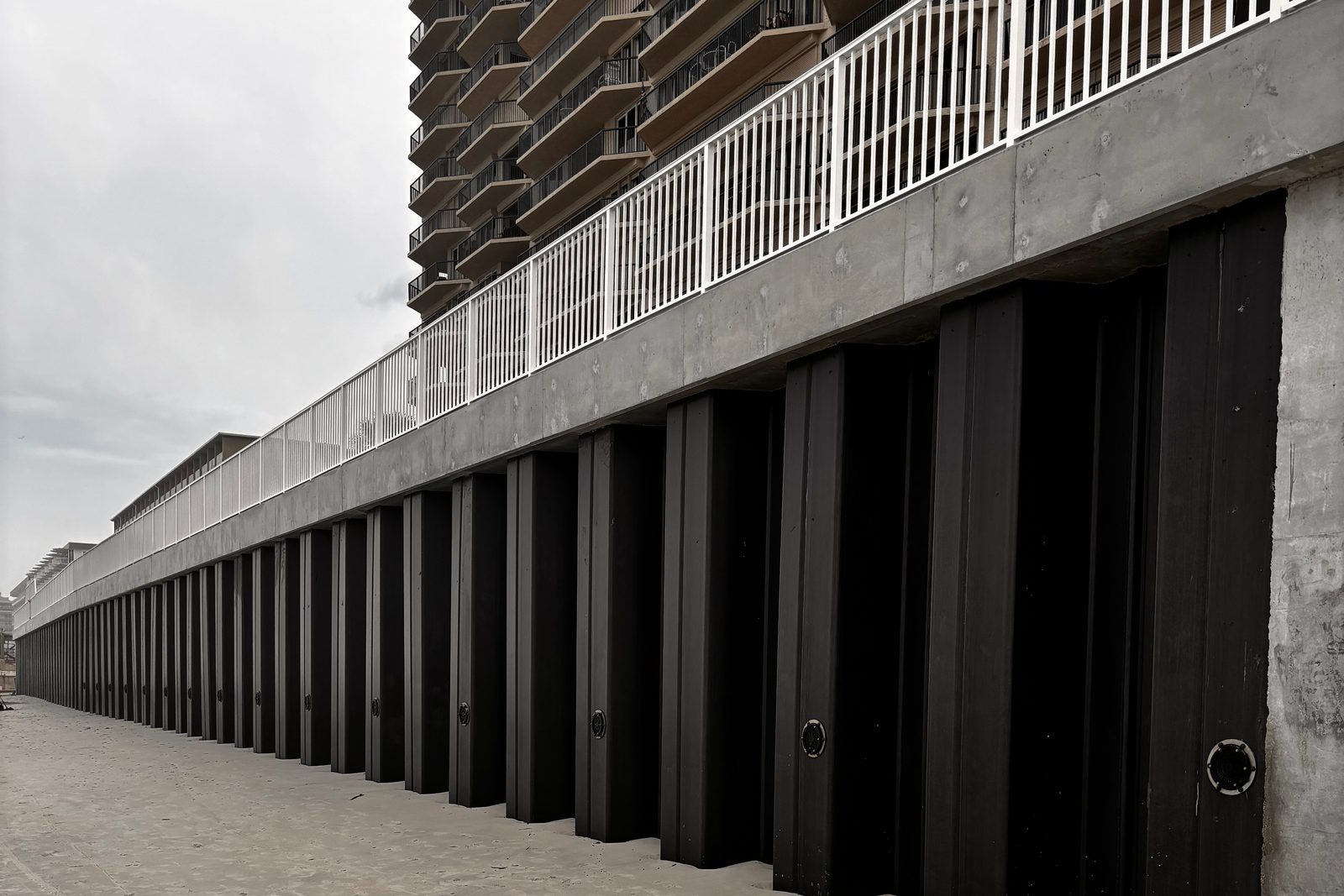 twin-towers-1-stronger-wall